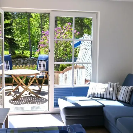 Haus Waltraud Ferienwohnung *hualewjonken* נורדורף